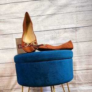 Tan flats with gold accent and tassle, 8.5, Bamboo